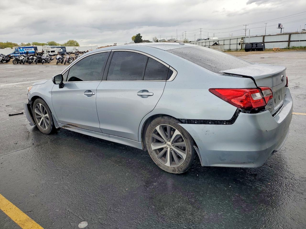2015 Subaru Legacy 2.5I Limited - zdjęcie 2