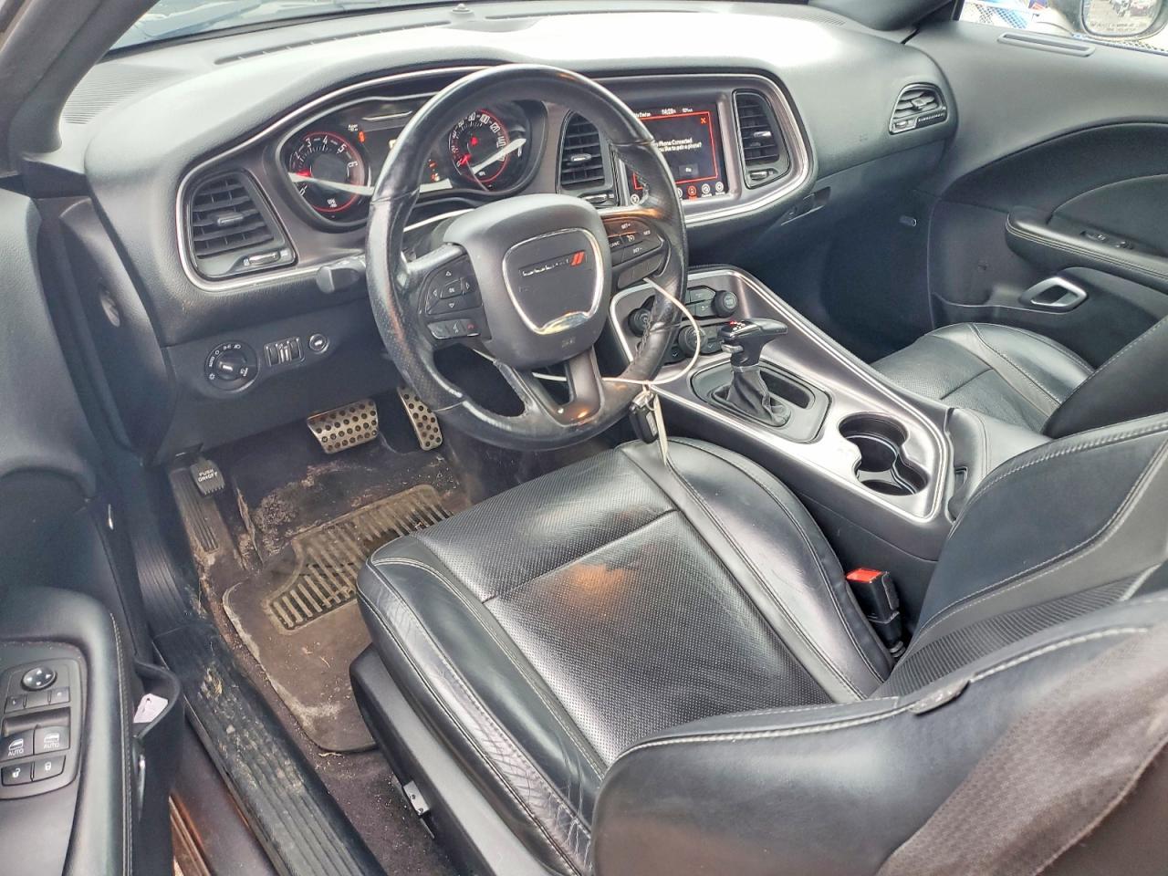 2017 Dodge Challenger Sxt - zdjęcie 8