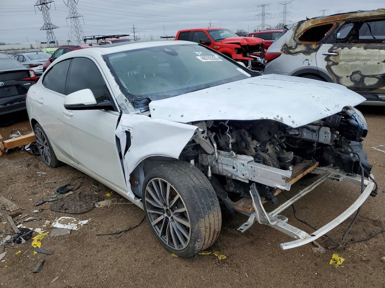 2021 BMW 228Xi - zdjęcie 4