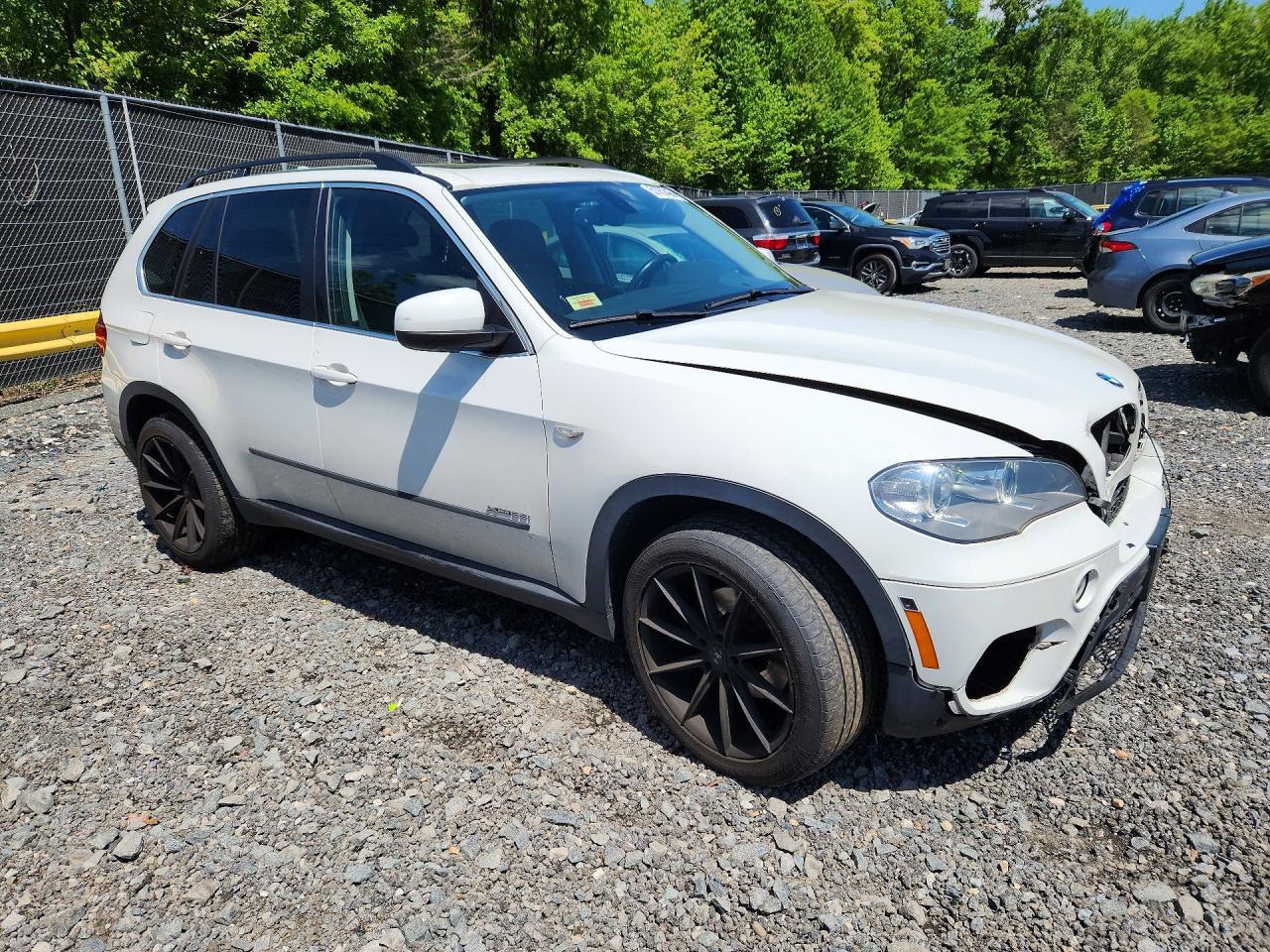 2013 BMW X5 xDrive35I - zdjęcie 4