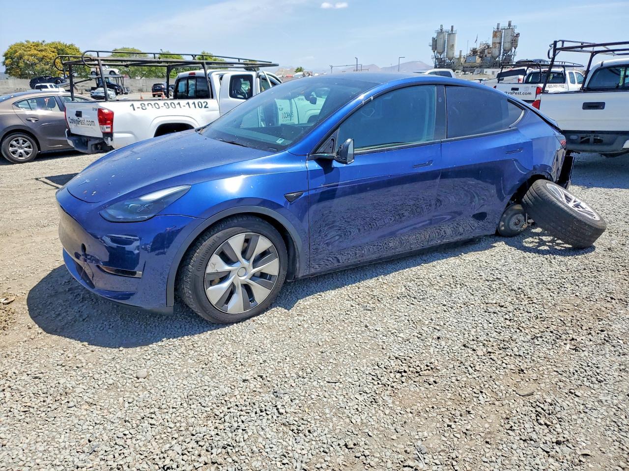 2023 Tesla Model Y - zdjęcie główne