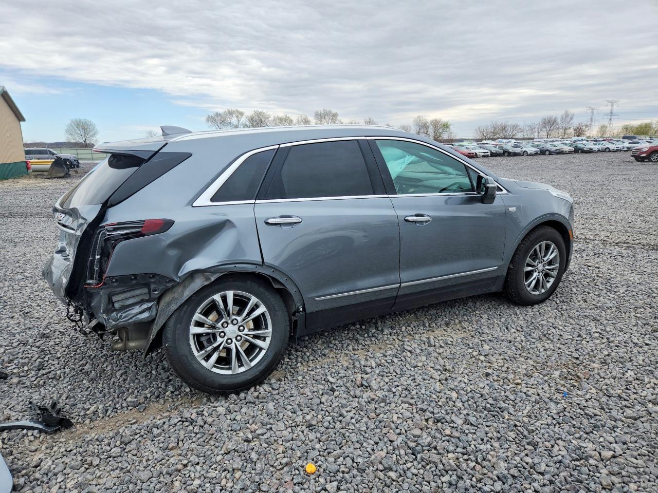 2022 Cadillac Xt5 Premium Luxury - zdjęcie 3