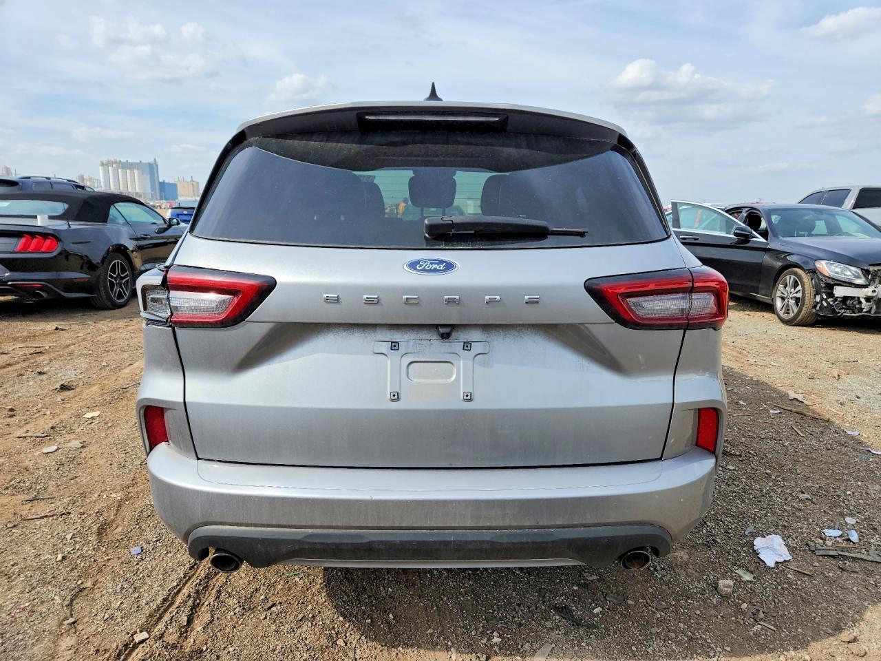 2023 Ford Escape - zdjęcie 6