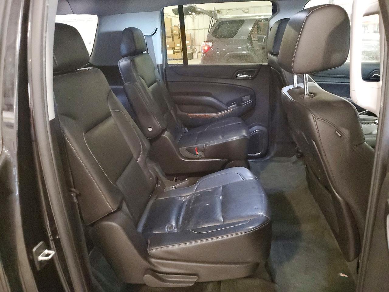 2015 Chevrolet Suburban K1500 Ltz - zdjęcie 11