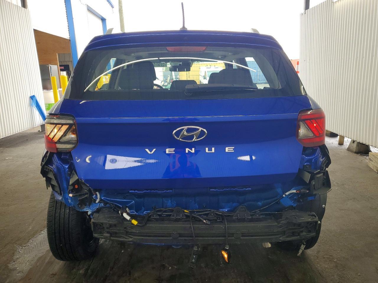 2026 Hyundai Venue Sel - zdjęcie 6