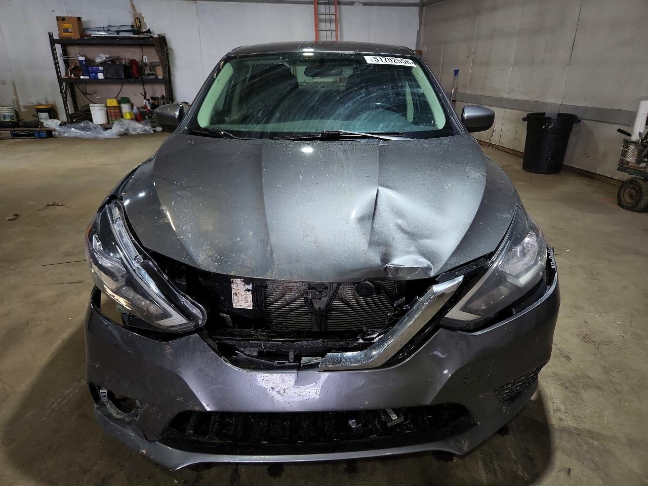 2019 Nissan Sentra Sv - zdjęcie 5