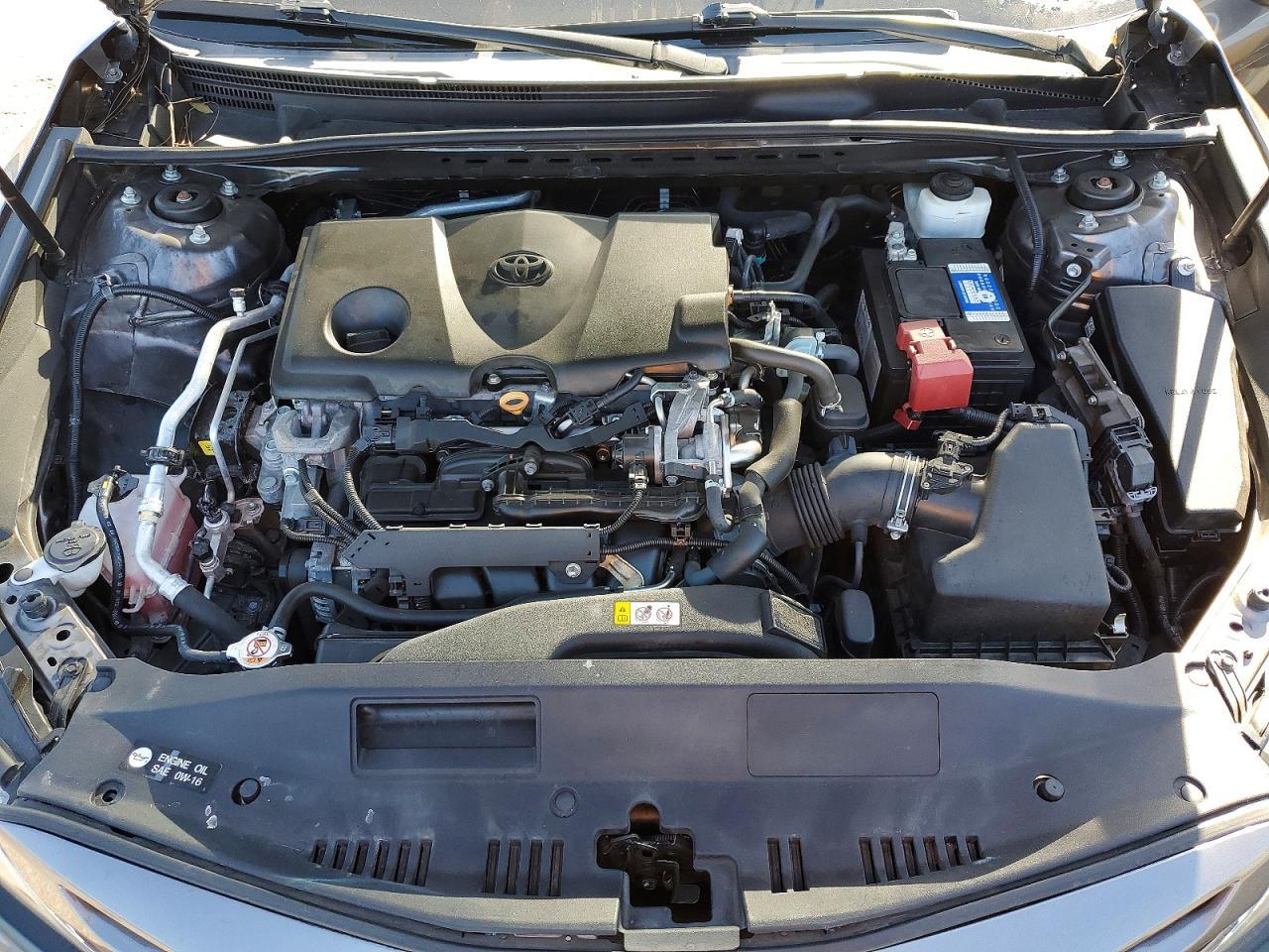 2020 Toyota Camry Xse - zdjęcie 11