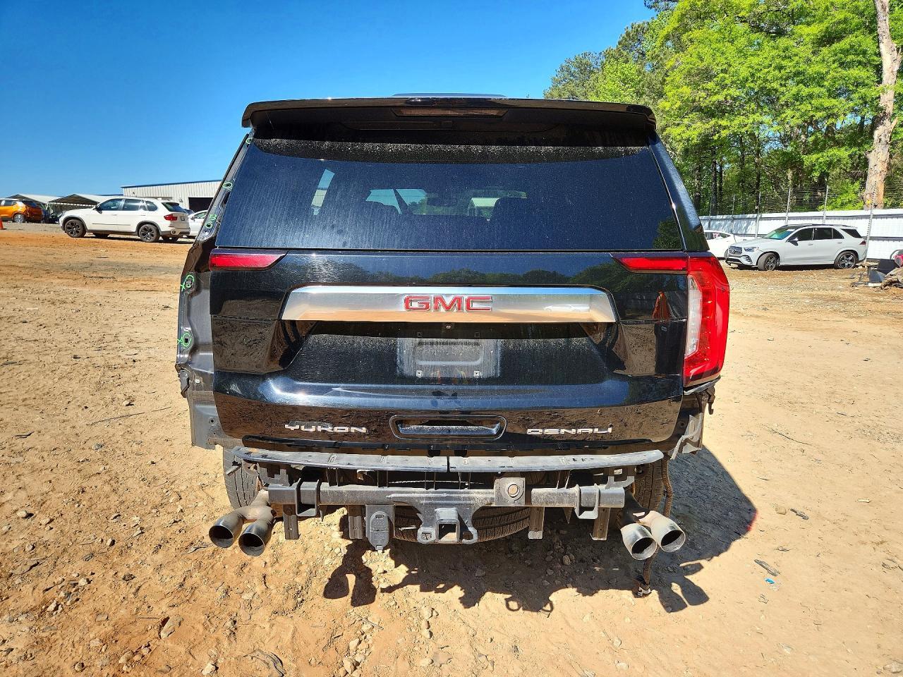 2021 GMC Yukon Denali - zdjęcie 6