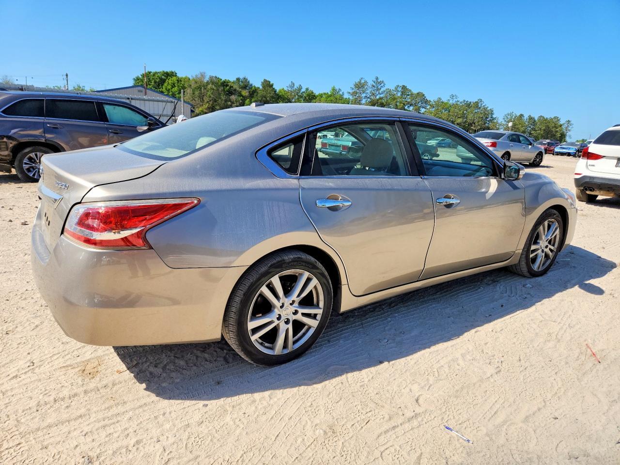 2013 Nissan Altima 3.5 S - zdjęcie 3