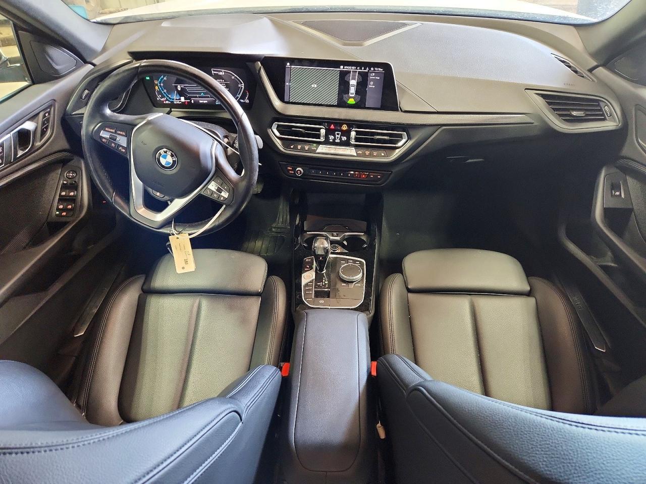 2021 BMW 228Xi - zdjęcie 8
