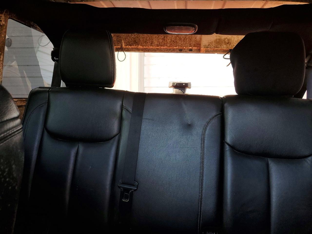 2017 Jeep Wrangler Unlimited Sahara - zdjęcie 10