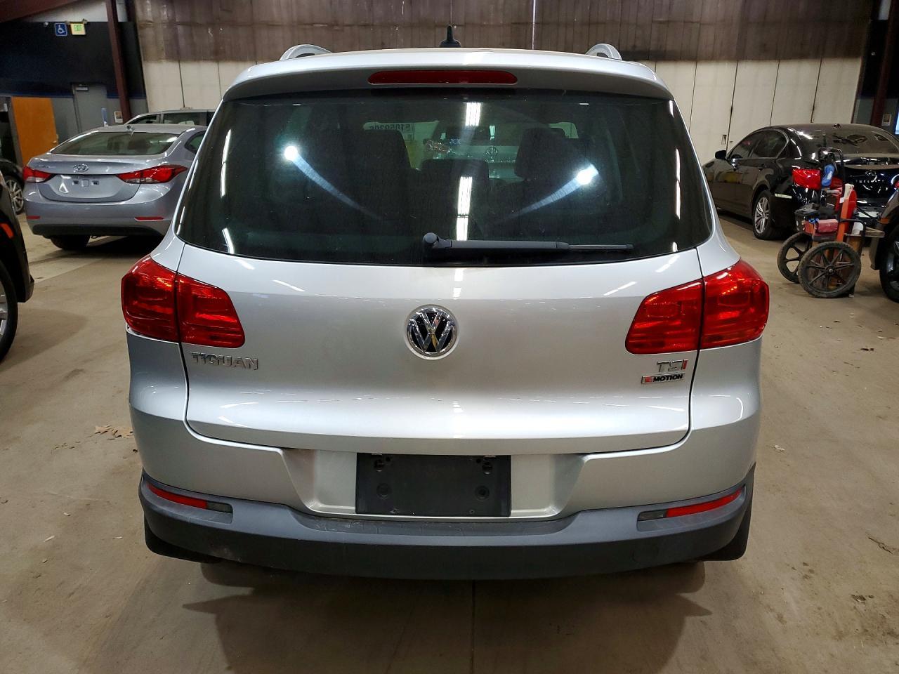 2017 Volkswagen Tiguan - zdjęcie 6