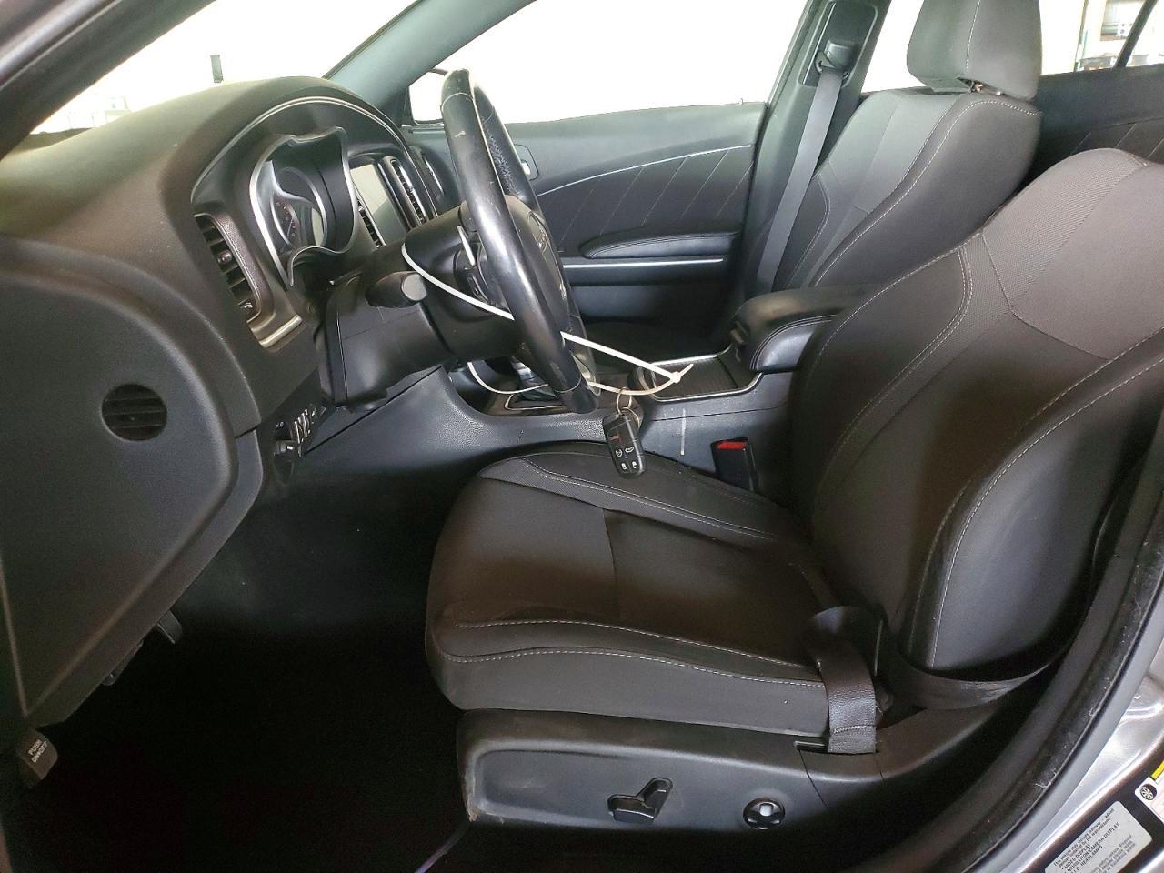 2016 Dodge Charger Sxt - zdjęcie 7