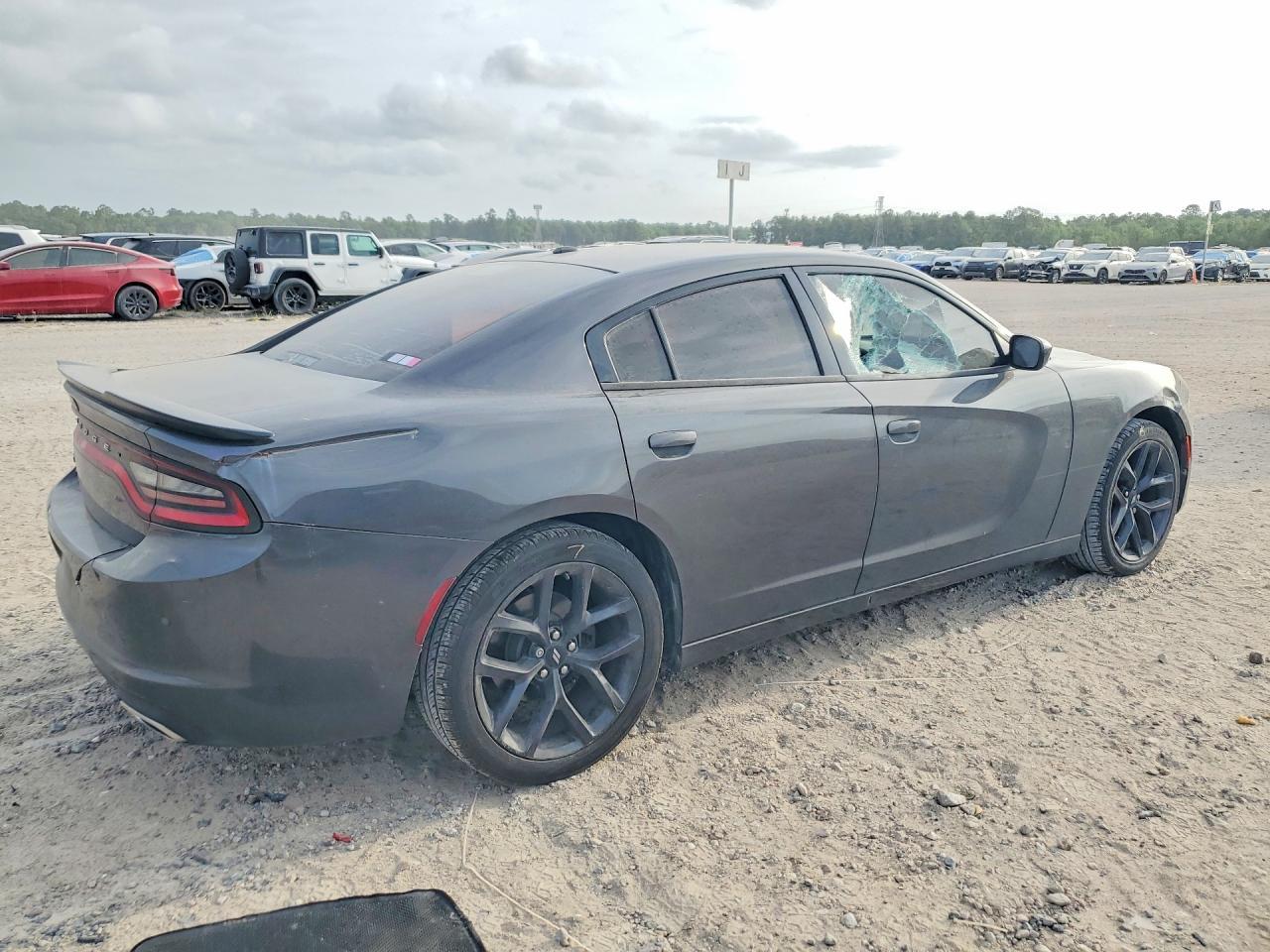 2019 Dodge Charger Sxt - zdjęcie 3