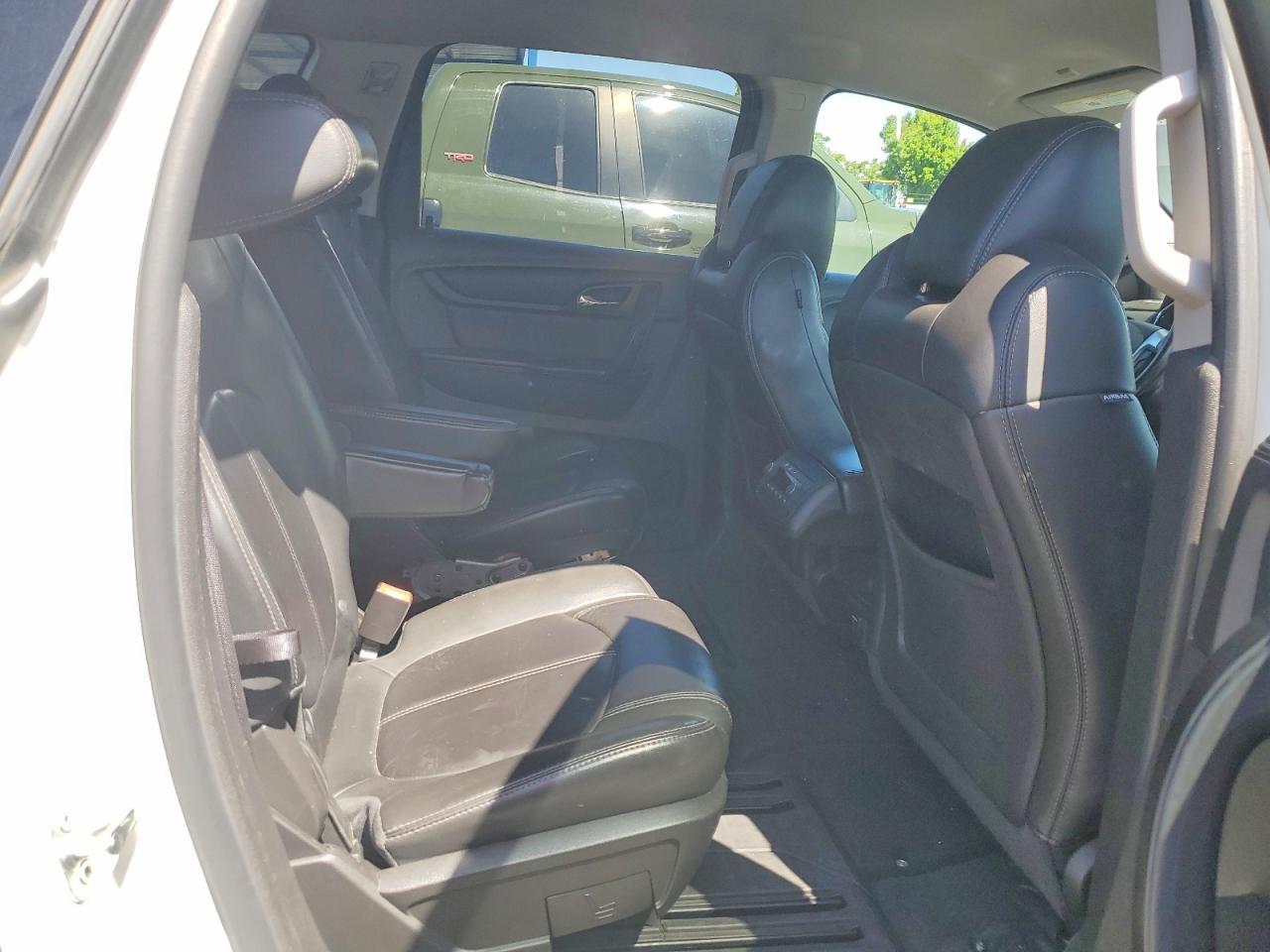 2014 Chevrolet Traverse Lt - zdjęcie 11