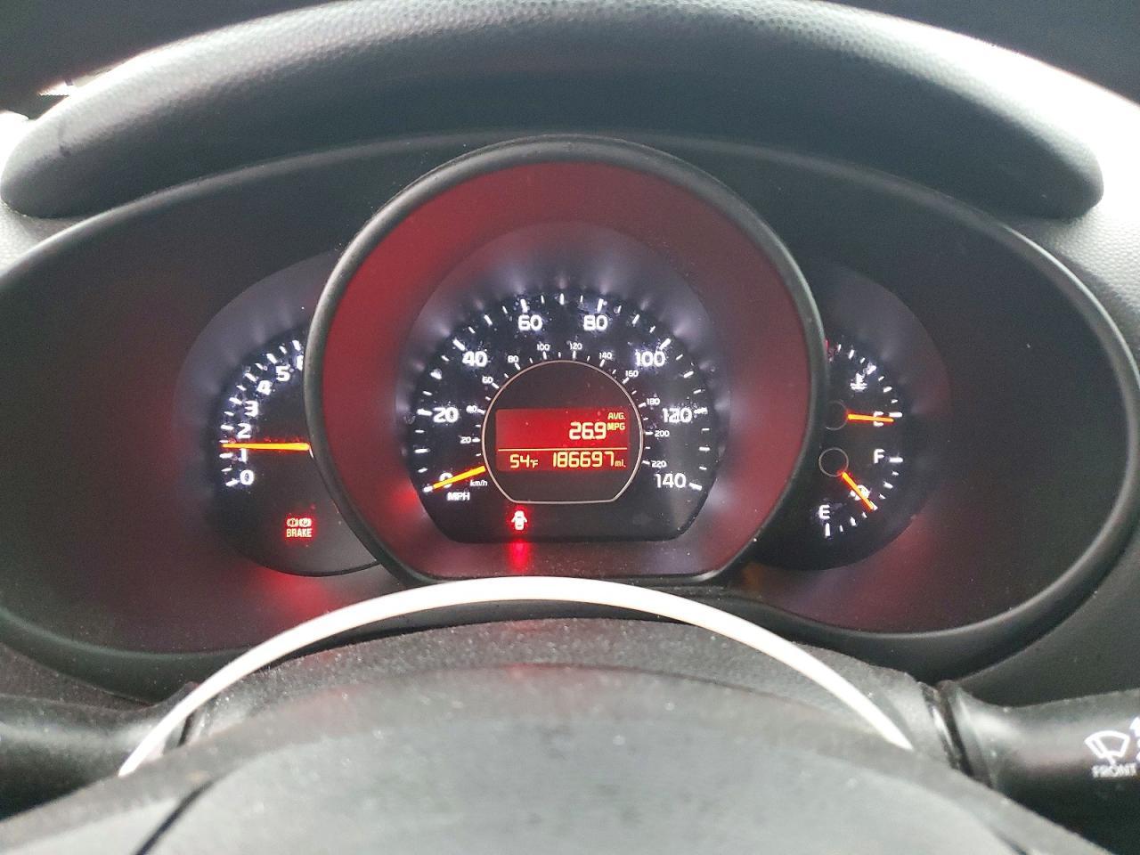 2016 Kia Soul Base - zdjęcie 9