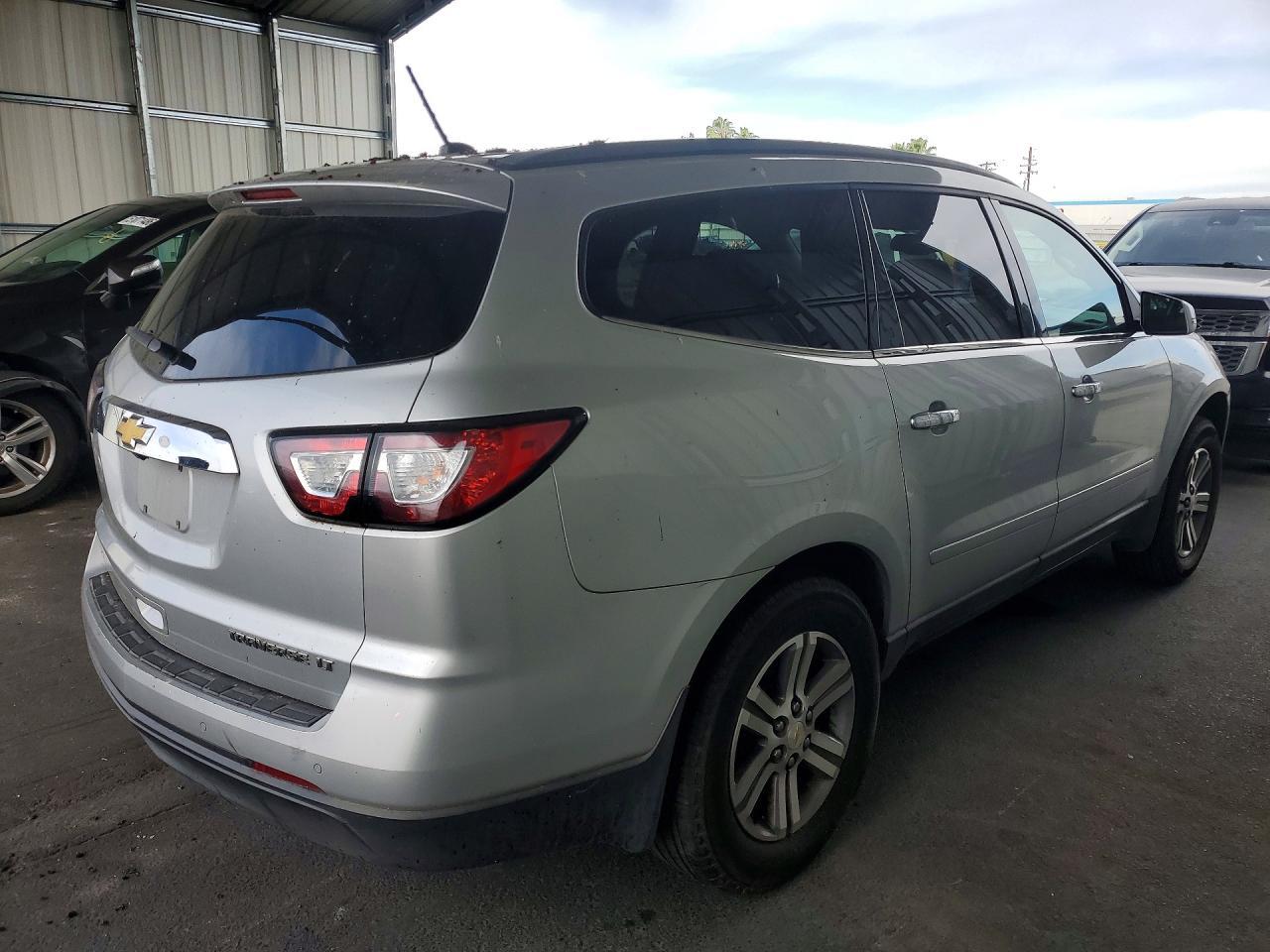 2015 Chevrolet Traverse Lt - zdjęcie 3