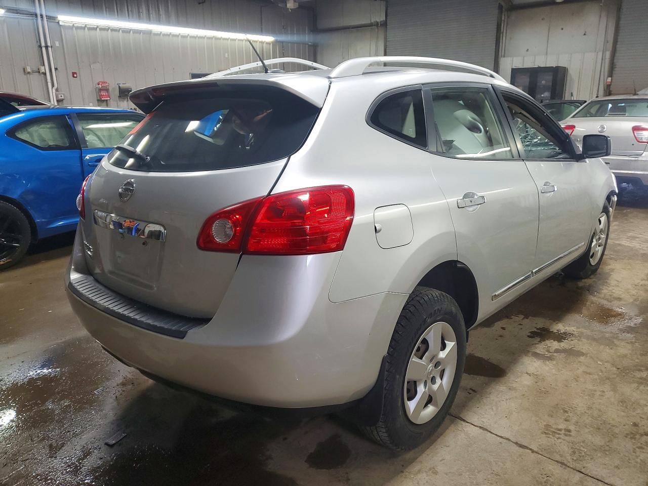 2014 Nissan Rogue Select S - zdjęcie 3