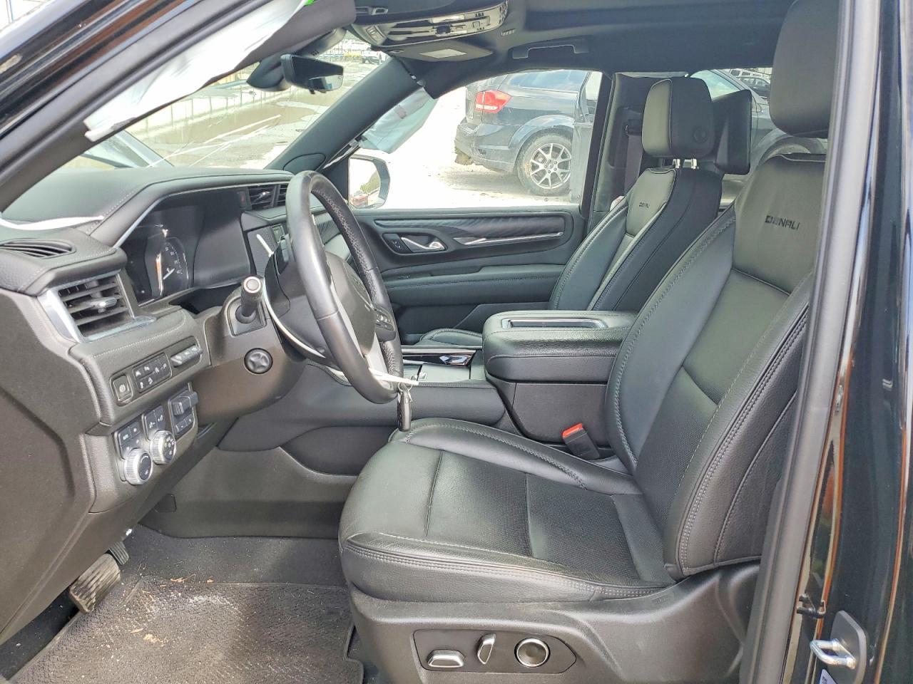 2021 GMC Yukon Xl Denali - zdjęcie 7