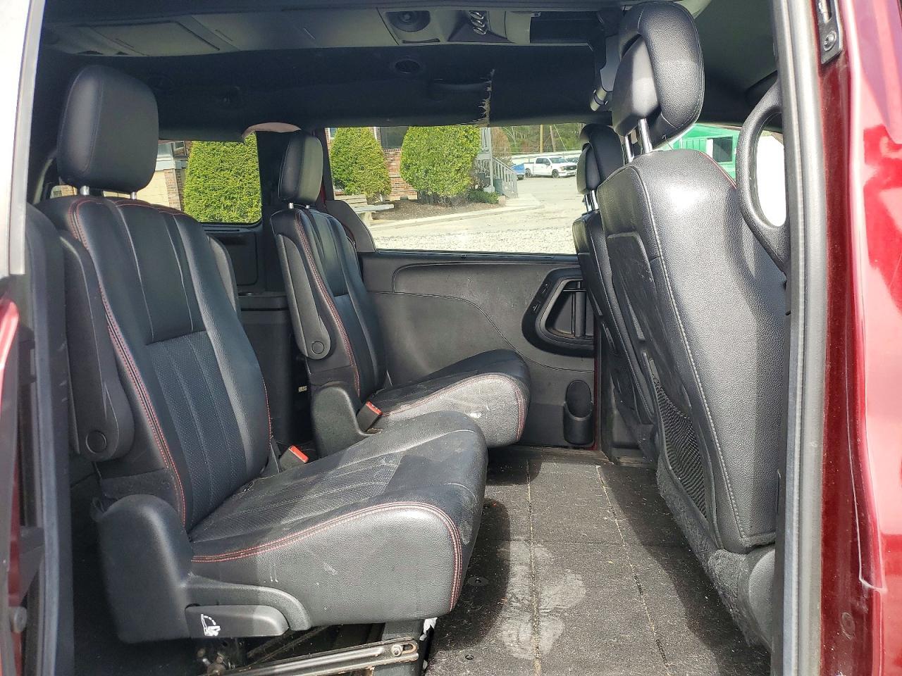 2017 Dodge Grand Caravan Gt - zdjęcie 11