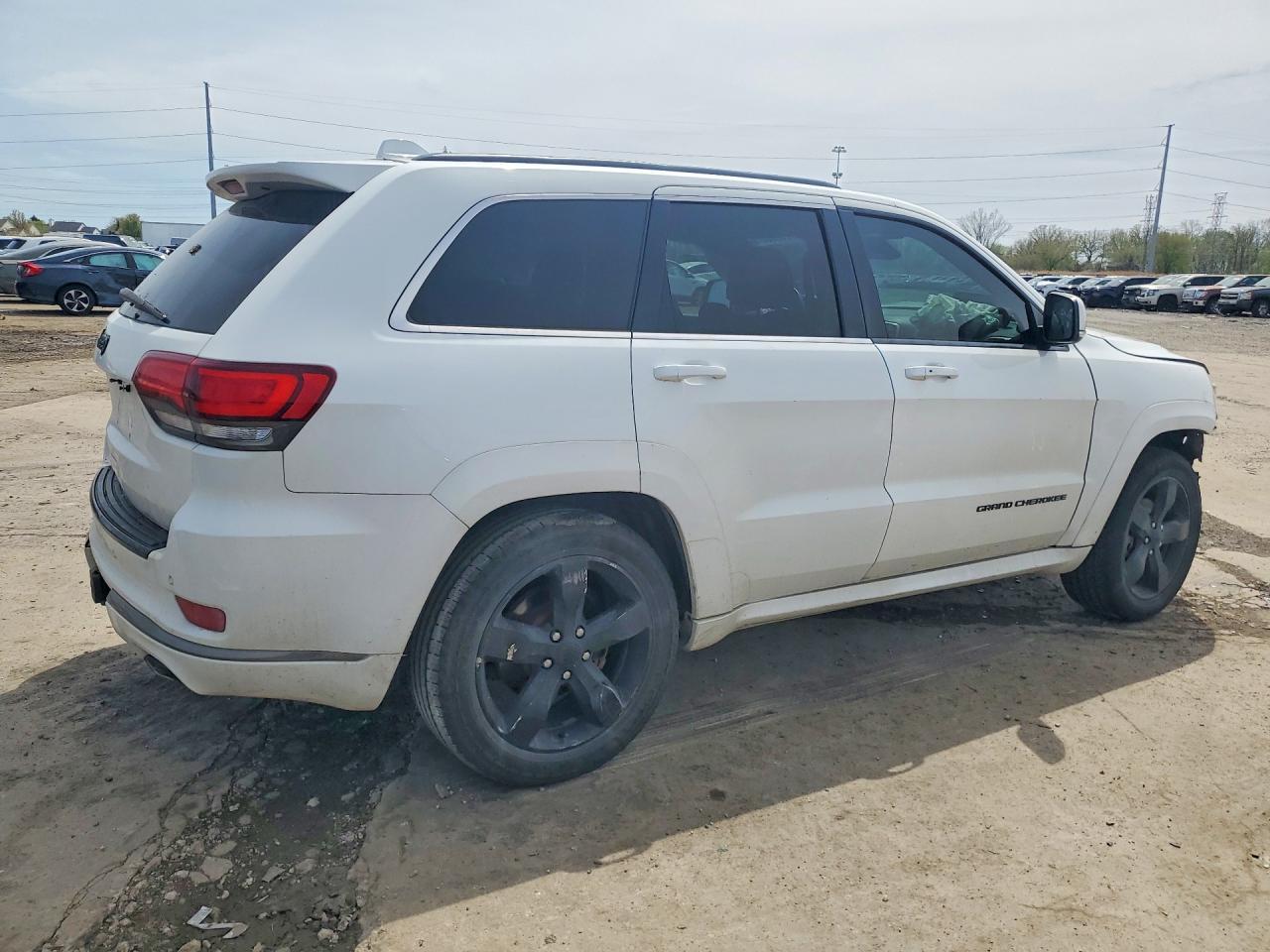 2016 Jeep Grand Cherokee Overland - zdjęcie 3