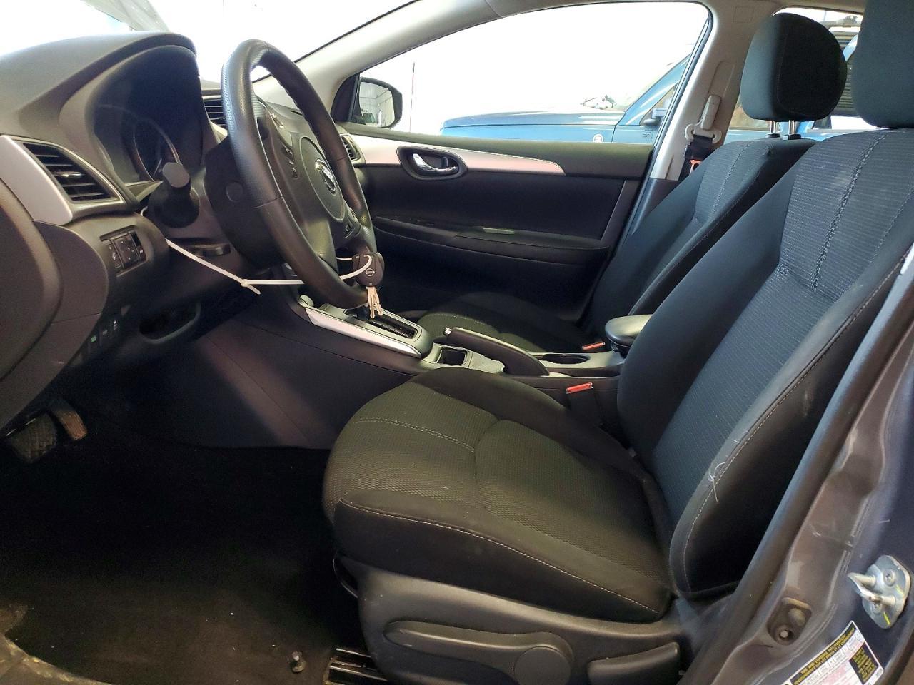 2018 Nissan Sentra S - zdjęcie 7