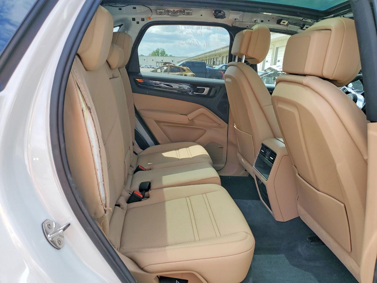 2023 Porsche Cayenne Base - zdjęcie 11