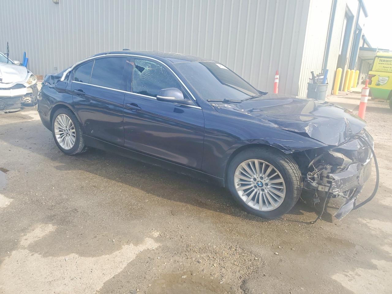 2013 BMW 328 Xi - zdjęcie 4