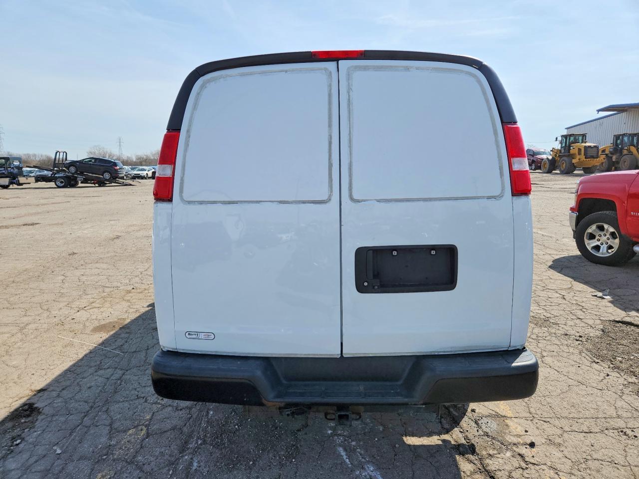 2020 Chevrolet Express G2500 - zdjęcie 6