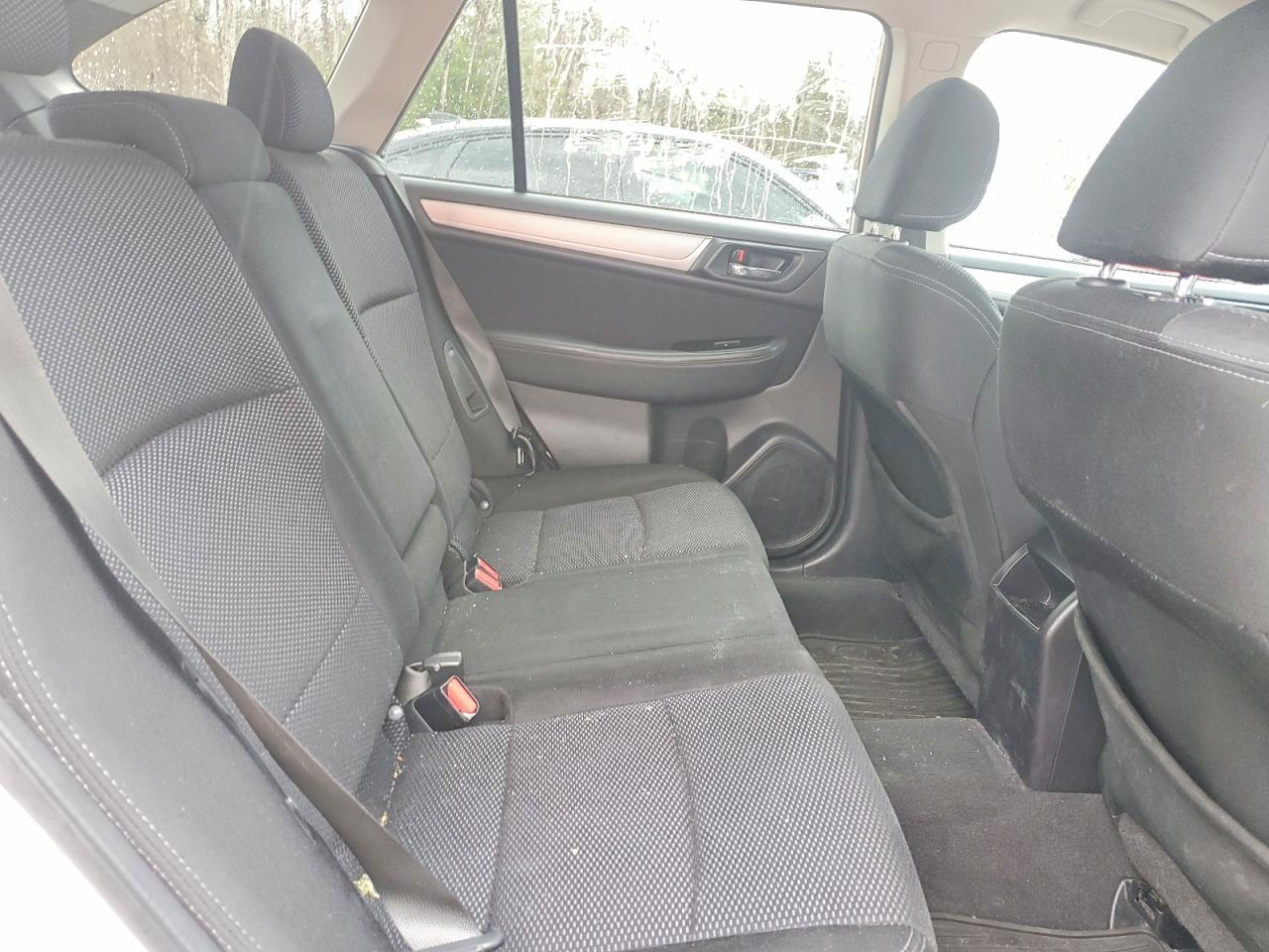2015 Subaru Outback 2.5I Premium - zdjęcie 11