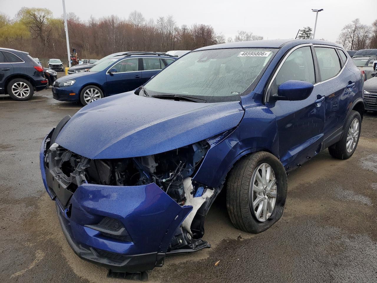 2022 Nissan Rogue Sport S - zdjęcie główne