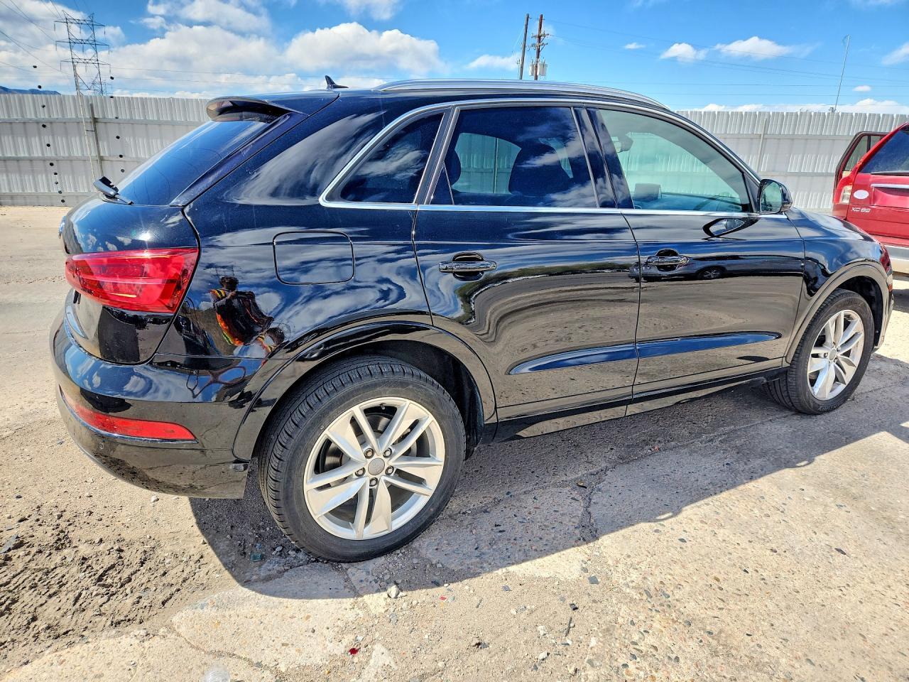 2016 Audi Q3 Premium Plus - zdjęcie 3