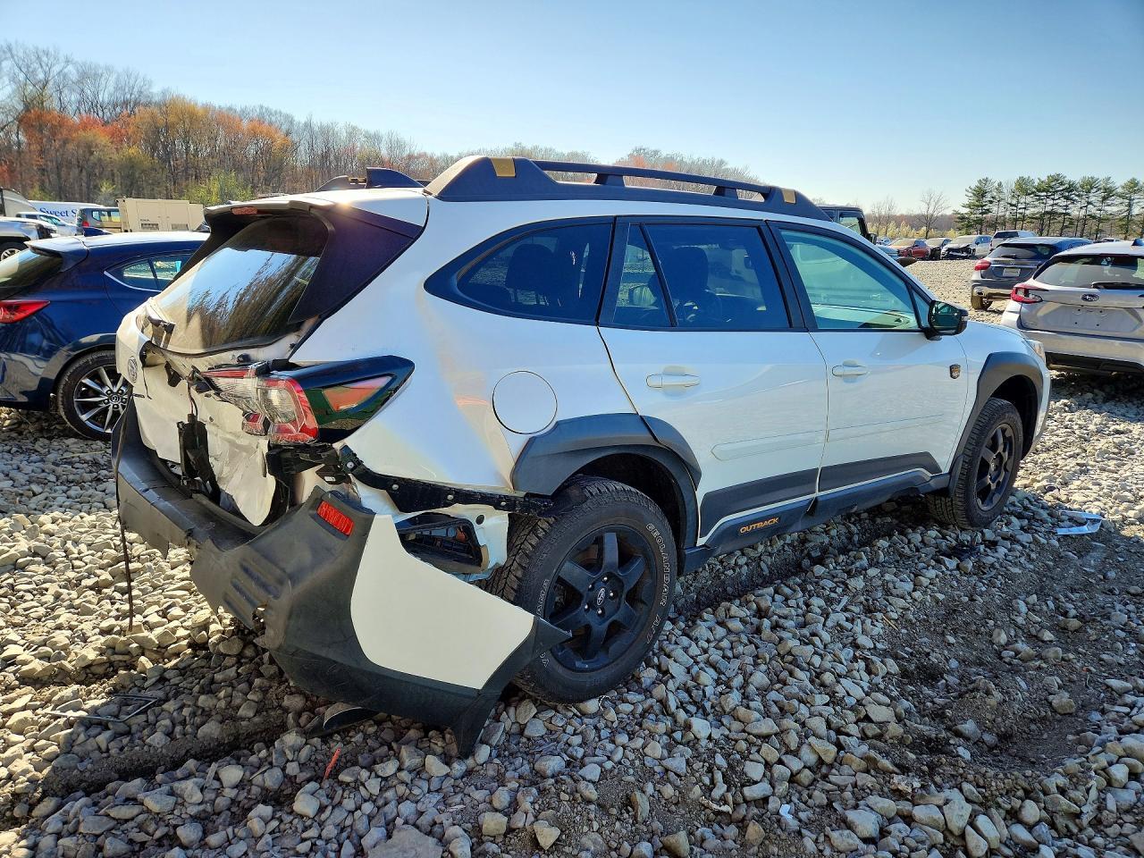 2022 Subaru Outback Wilderness - zdjęcie 3