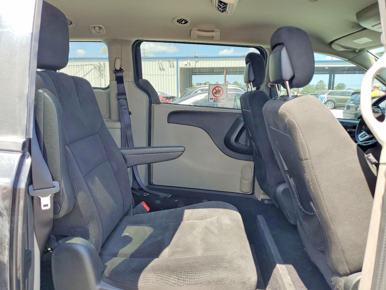 2017 Dodge Grand Caravan Se - zdjęcie 11