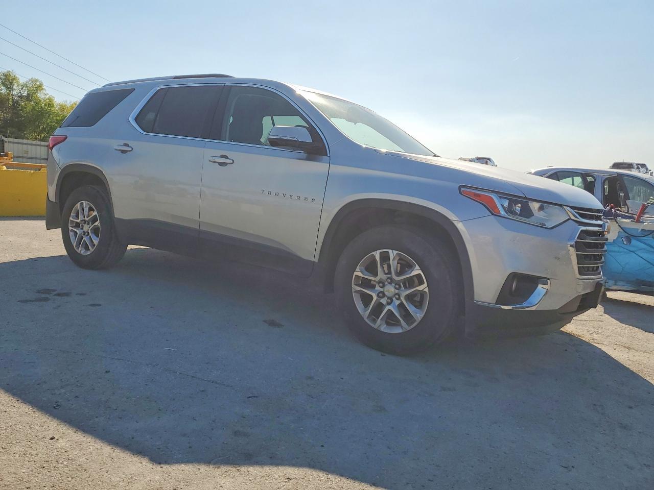 2018 Chevrolet Traverse Lt - zdjęcie 4