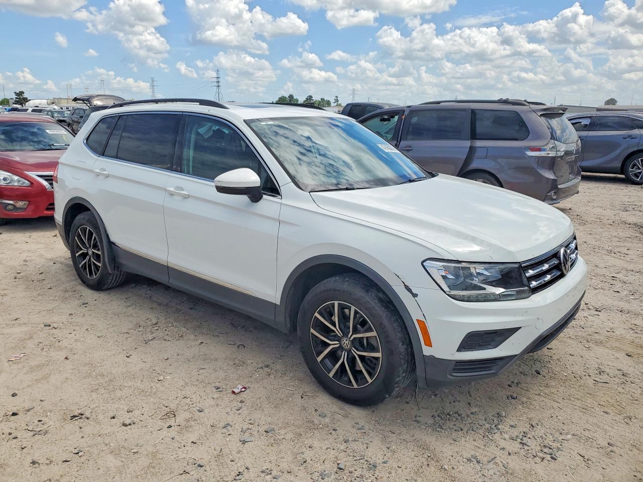 2021 Volkswagen Tiguan Se - zdjęcie 4