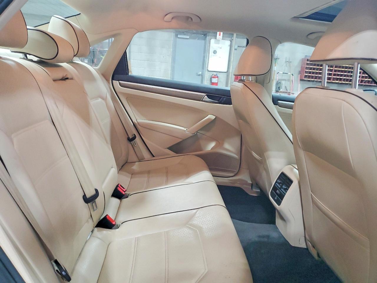 2016 Volkswagen Passat Se - zdjęcie 10