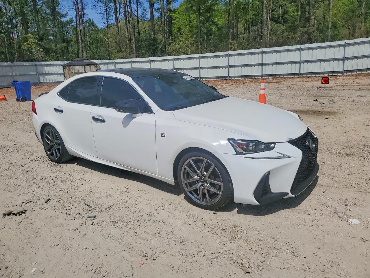 2017 Lexus Is 300 Base - zdjęcie 4