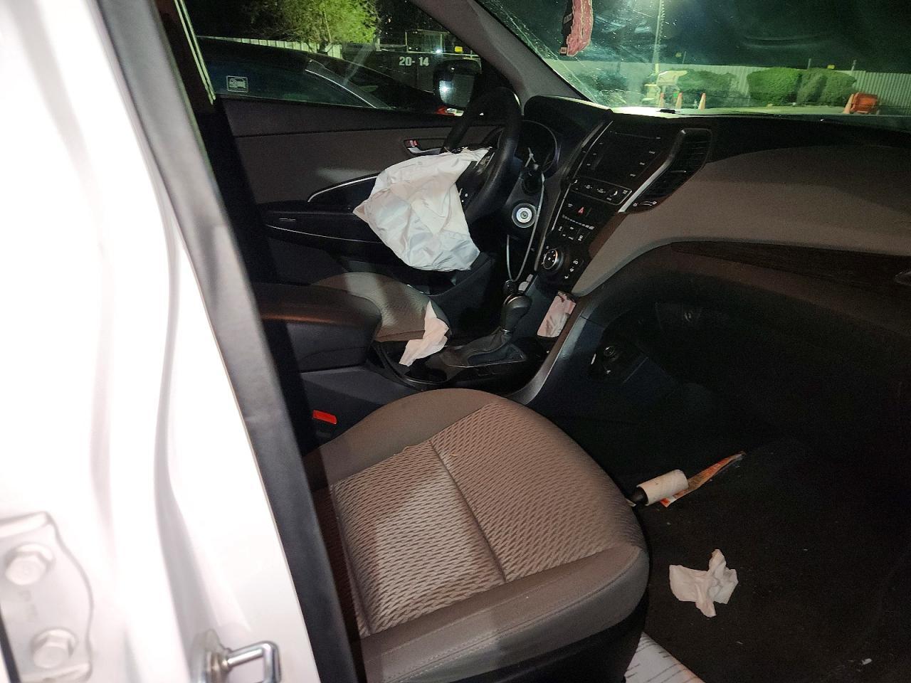 2017 Hyundai Santa Fe Sport 2.4L - zdjęcie 13