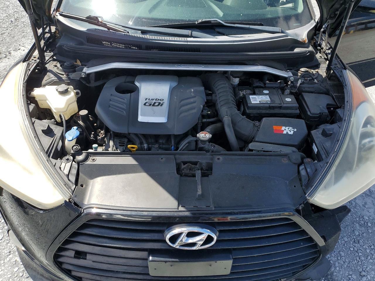 2014 Hyundai Veloster Turbo - zdjęcie 11