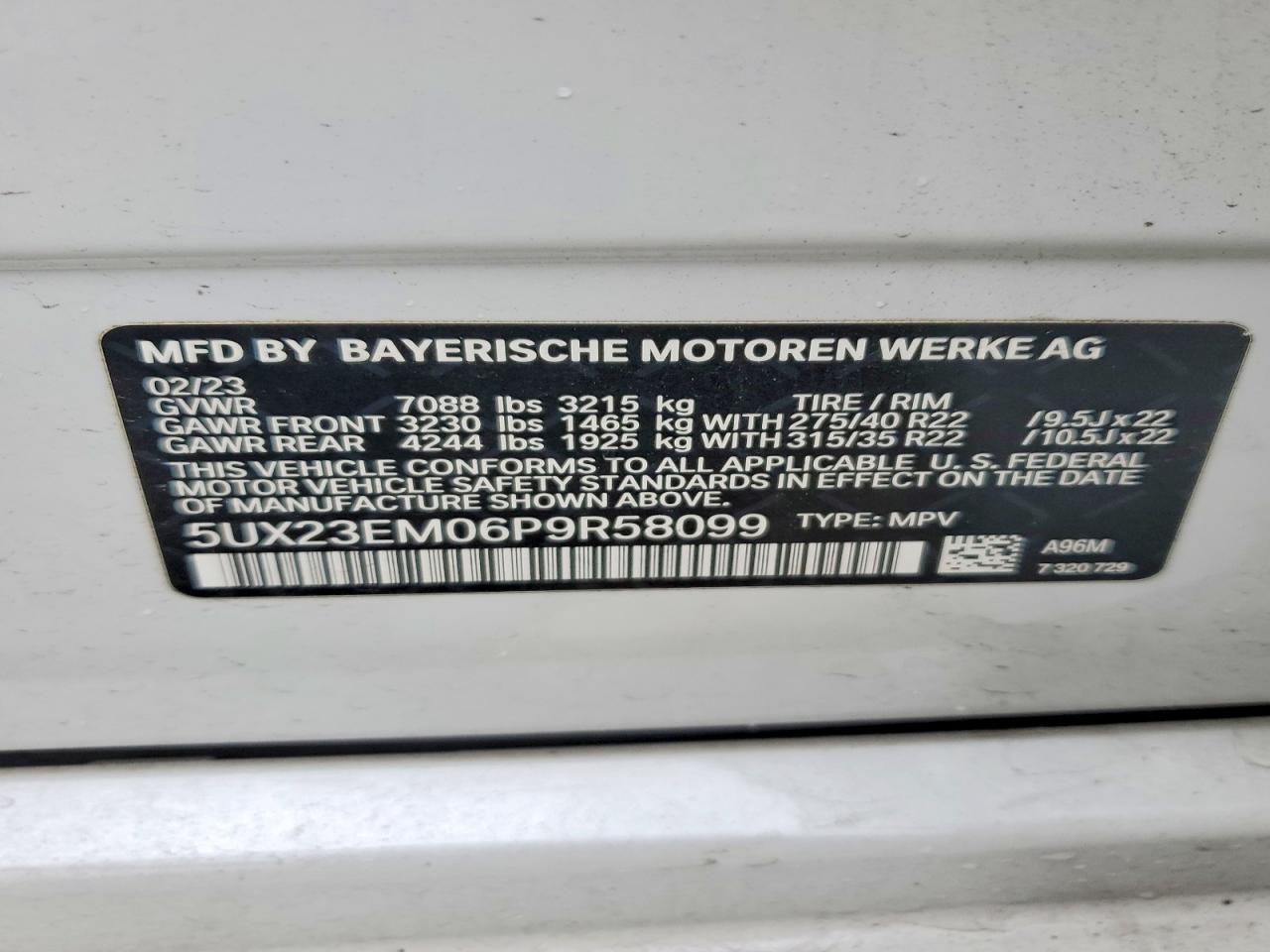 2023 BMW X7 xDrive40I - zdjęcie 13