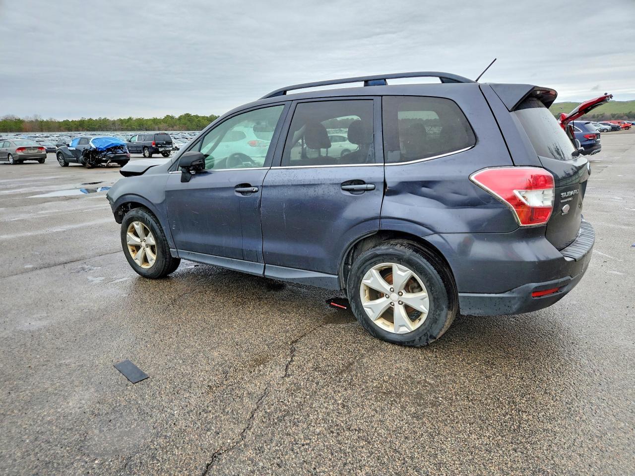 2014 Subaru Forester 2.5I Touring - zdjęcie 2