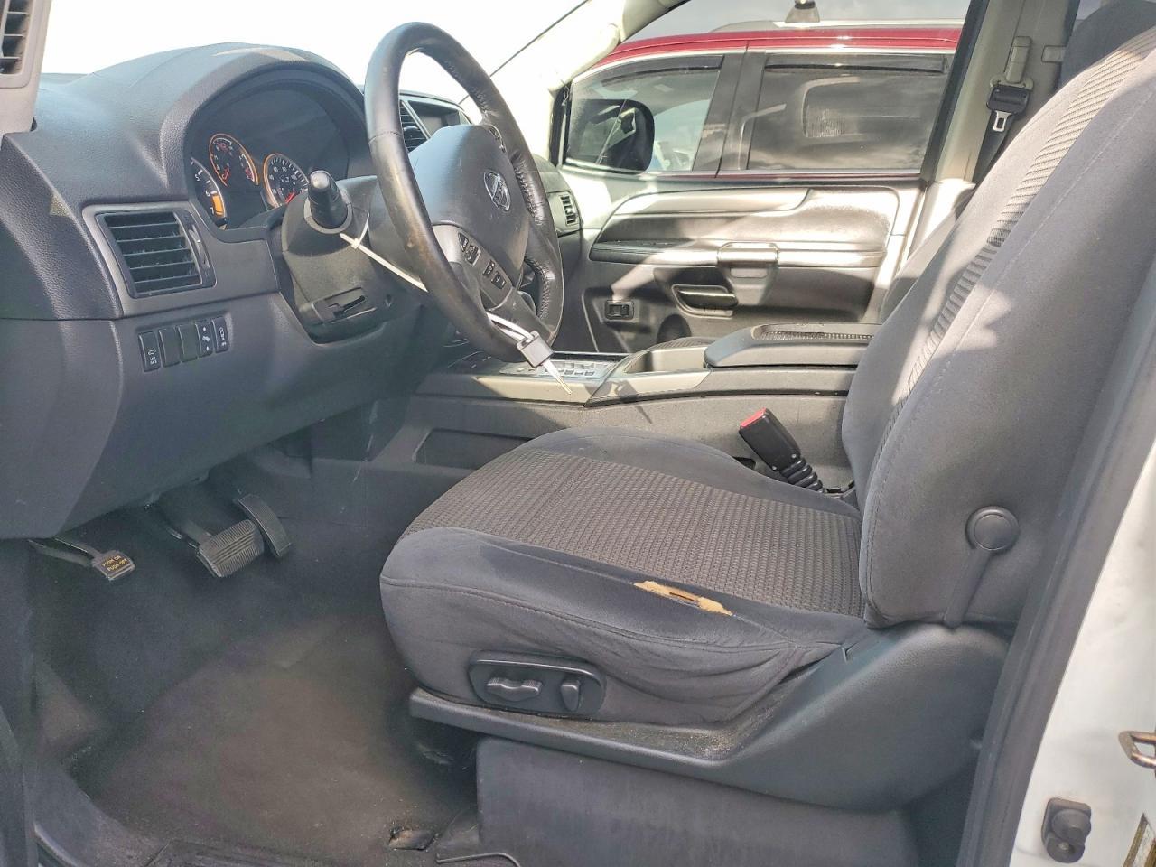 2014 Nissan Armada Sv - zdjęcie 7