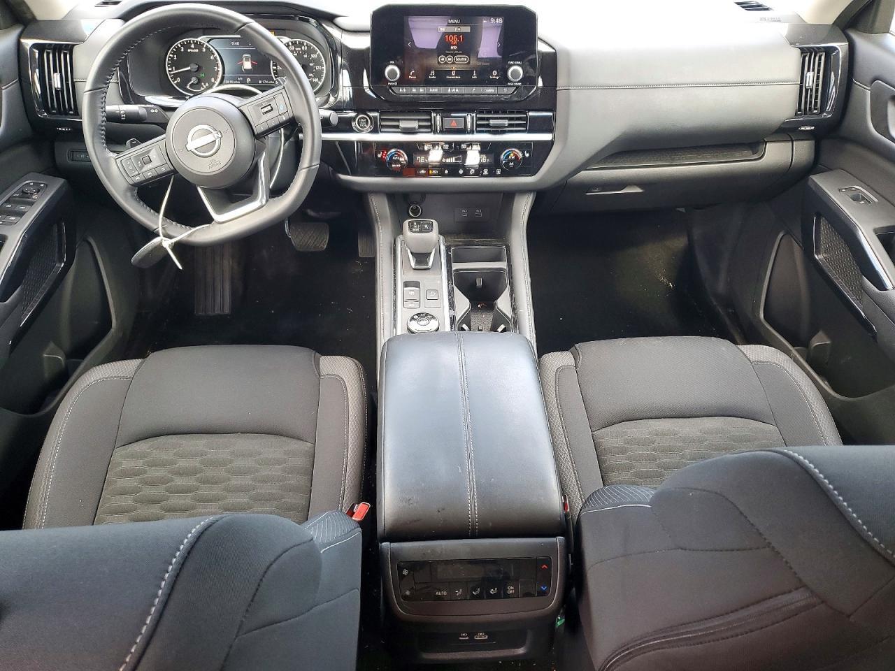 2024 Nissan Pathfinder Sv - zdjęcie 8