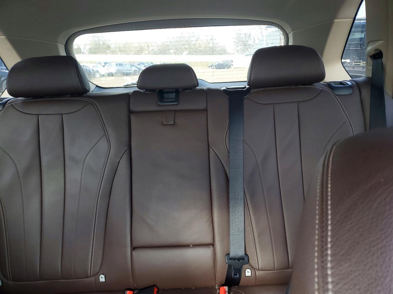 2015 BMW X5 xDrive35I - zdjęcie 10