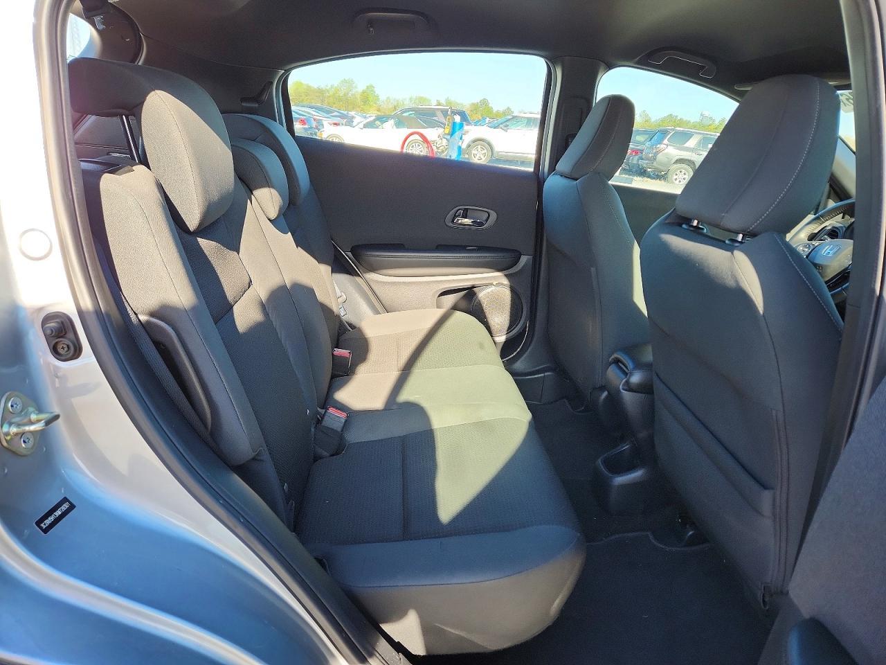 2019 Honda Hr-V Sport - zdjęcie 11