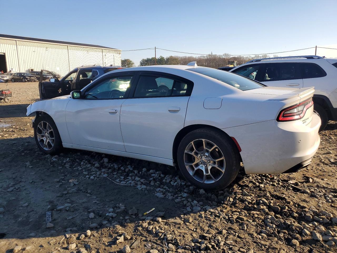 2015 Dodge Charger Sxt - zdjęcie 2