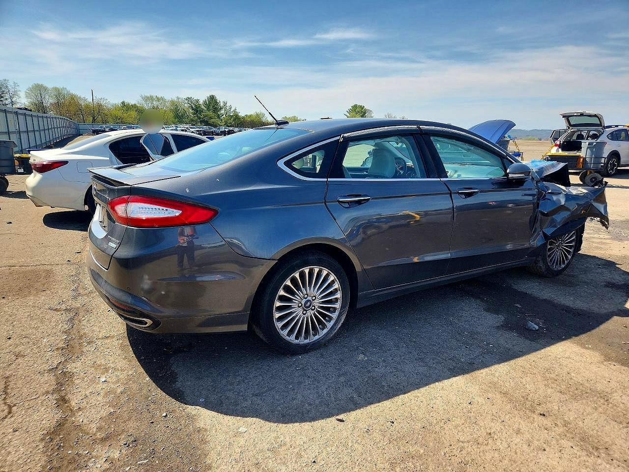 2015 Ford Fusion Titanium - zdjęcie 3