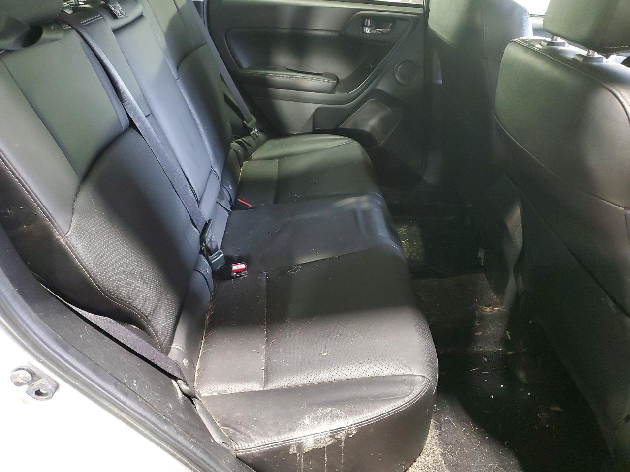 2014 Subaru Forester 2.5I Touring - zdjęcie 11