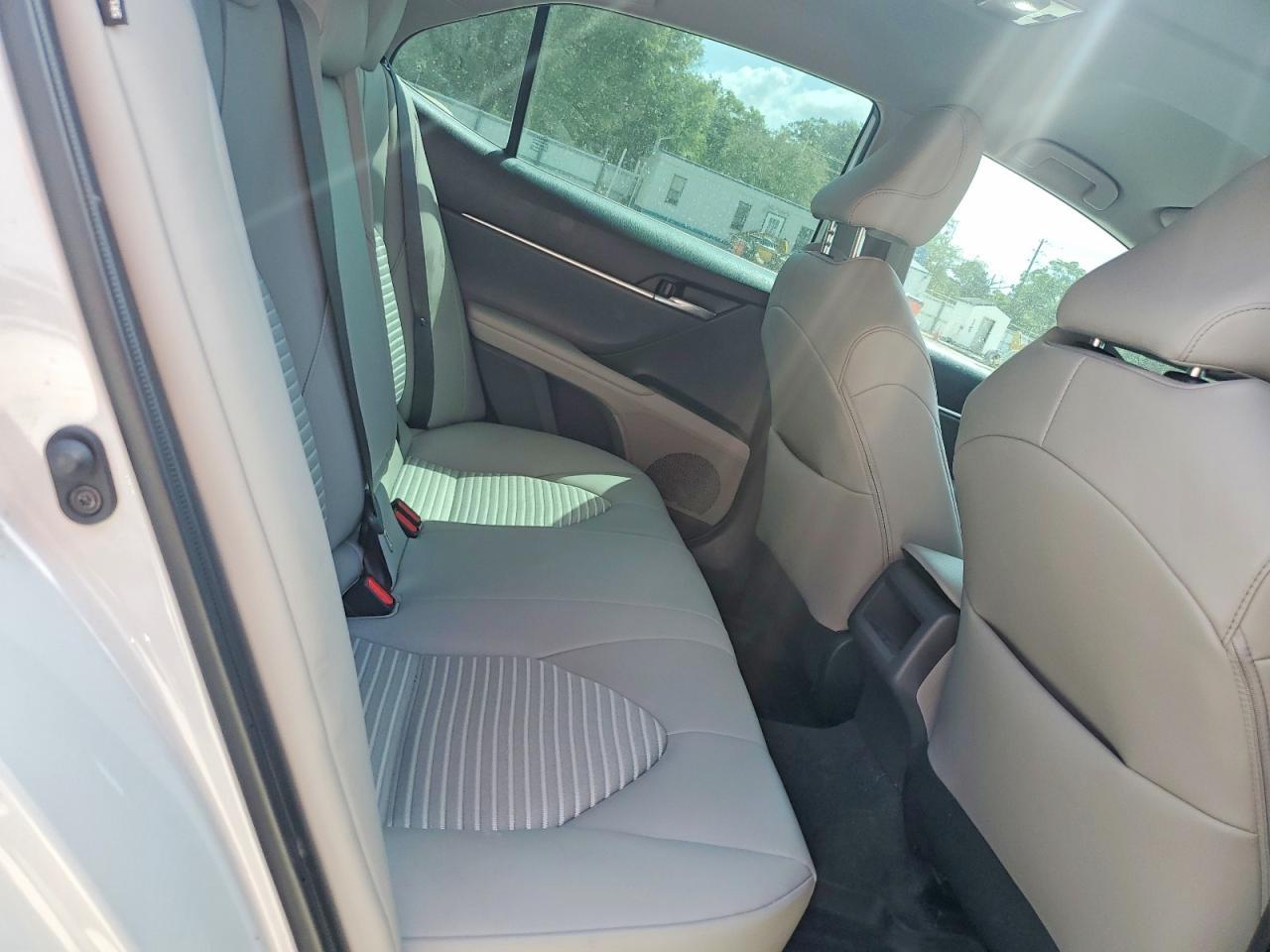 2024 Toyota Camry Se - zdjęcie 10